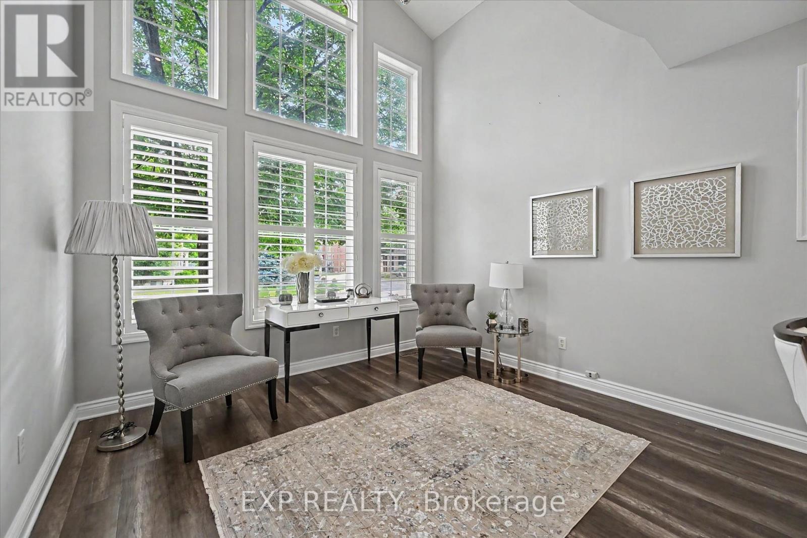 Residential in Oakville (WT West Oak Trails) 5