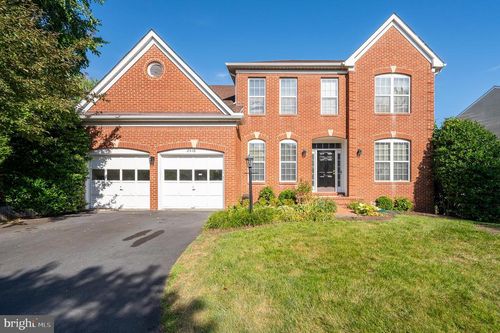 2410 Dakota Lakes Dr, HERNDON, VA, 20171-2995 | Card Image
