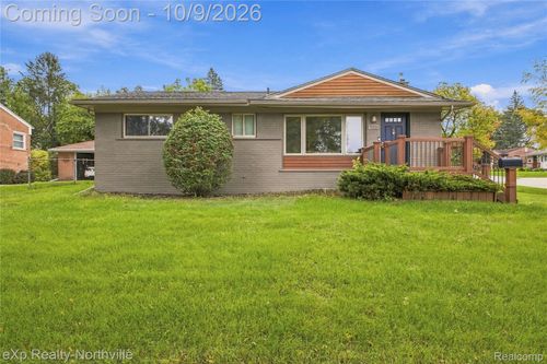 1106 Prince St, Milford, MI, 48381-1772 | Card Image