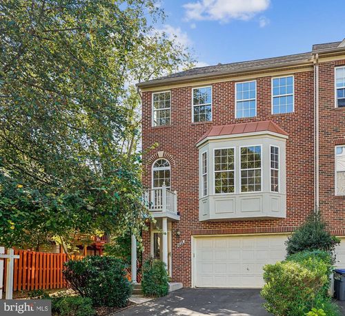 4134 Leclair Ct, FAIRFAX, VA, 22033-6216 | Card Image