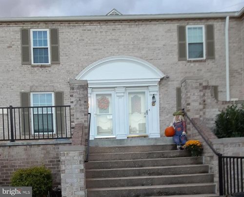 unit-c5-1000 Country Club Rd, YORK, PA, 17403-3470 | Card Image