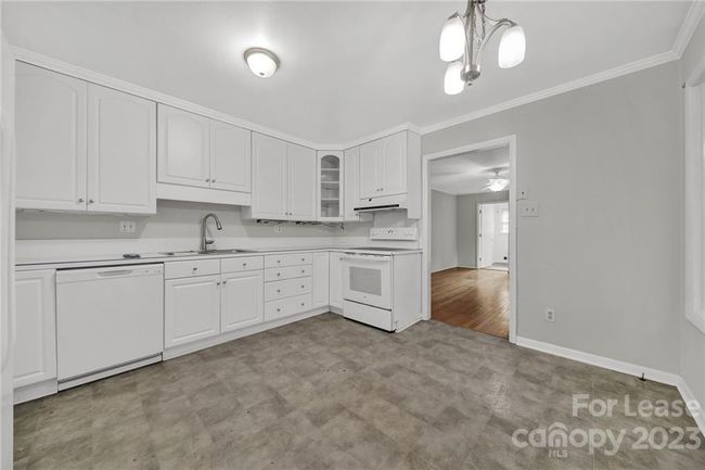 5922 Coatbridge Ln, House other with 3 bedrooms, 2 bathrooms and null parking in Charlotte NC | Image 8