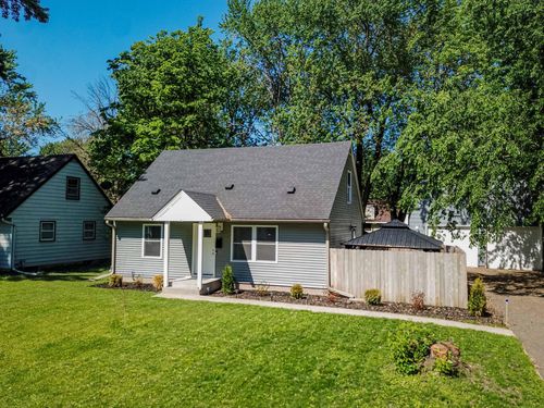 9306 Stevens Ave S, Bloomington, MN, 55420-3748 | Card Image