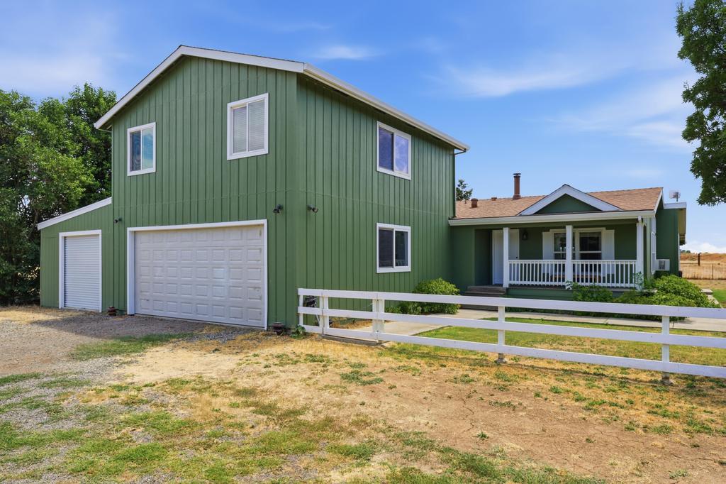 Residential in Rio Oso 3