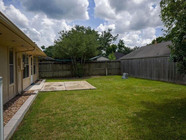19627 Westbridge Ln, House other with 3 bedrooms, 2 bathrooms and 2 parking in Spring TX | Image 26