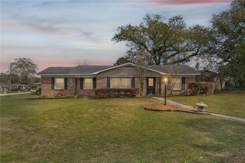 2768 Brookwood Dr, Mobile, AL, 36606-2234 | Card Image