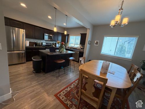 594 Life Dr, Bluffdale, UT, 84065-5814 | Card Image