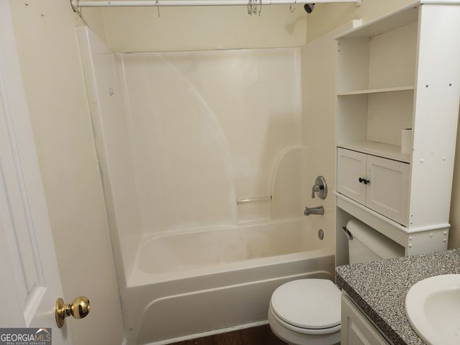 2337 Carousel Park Dr, House other with 3 bedrooms, 3 bathrooms and 3 parking in Morrow GA | Image 9