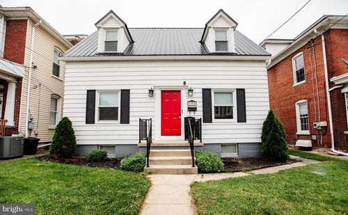 424 Jefferson St, HAGERSTOWN, MD, 21740-4056 | Card Image