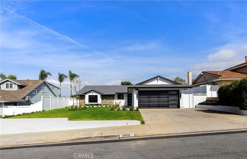 25078 Champlain Rd, Laguna Hills, CA, 92653-5002 | Card Image