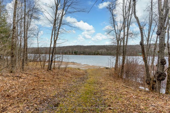 1071 Crabbe Lane, House other with 2 bedrooms, 1 bathrooms and 8 parking in Haliburton ON | Image 40