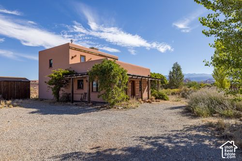 1611 Kalina Heights Dr, Moab, UT, 84532-3264 | Card Image
