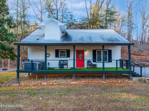 3401 Mountain Overlook Way, Sevierville, TN, 37876-9024 | Card Image