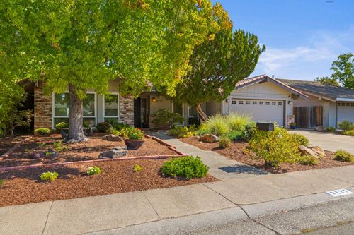 9127 Winding Oak Drive, Fair Oaks, CA, 95628 | Card Image