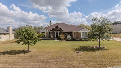 124 Trail Boss, La Vernia, TX, 78121-4667 | Card Image