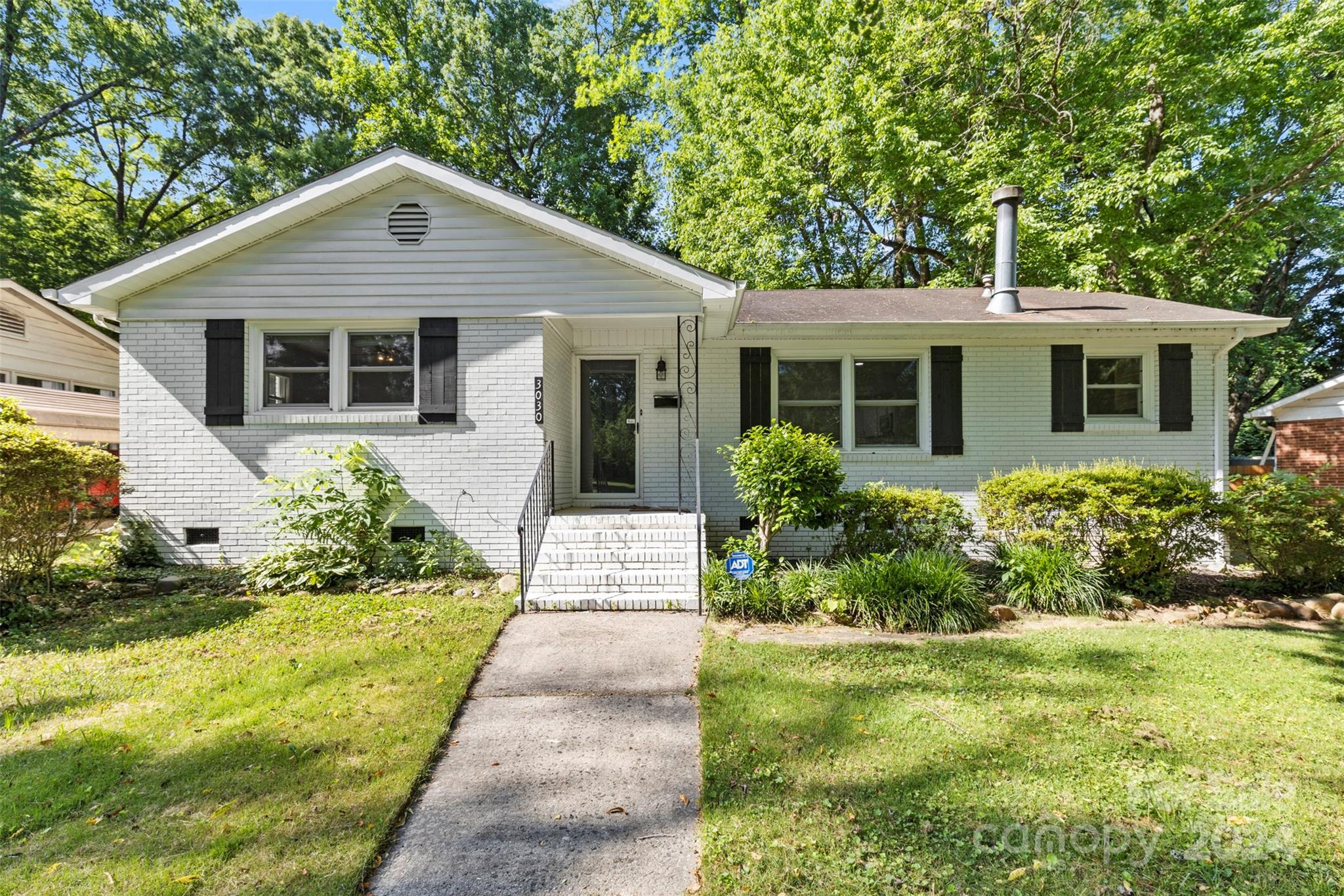 Dunlavin Way, Charlotte, NC 28205