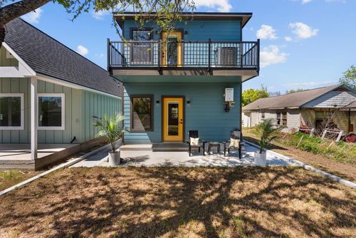 125 4th St, Dickinson, TX, 77539-2450 | Card Image