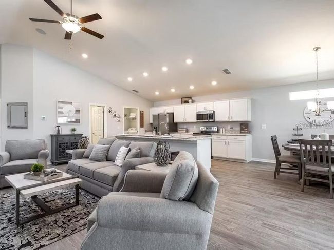 6930 161 St Ter E, House other with 3 bedrooms, 2 bathrooms and null parking in PARRISH FL | Image 6