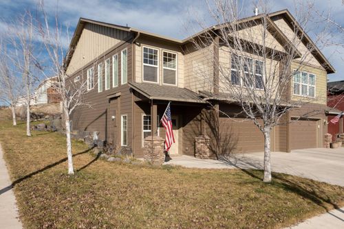 591 Ne Brookstone Dr, Prineville, OR, 97754-3221 | Card Image