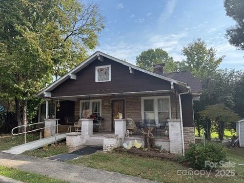 703 S Main St, Morganton, NC, 28655 | Card Image