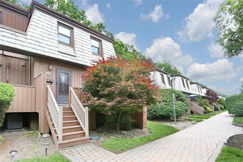 apt-d-31 Heritage Dr, New City, NY, 10956-5304 | Card Image