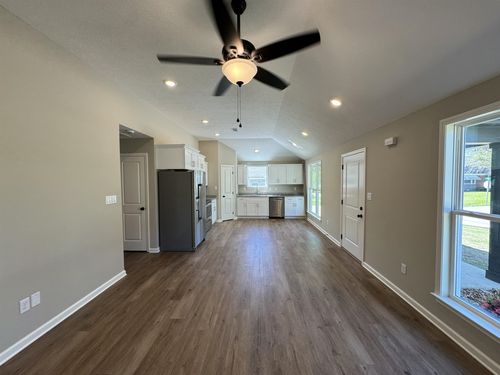 143147 Whitley Ave, Henderson, TN, 38340-2221 | Card Image