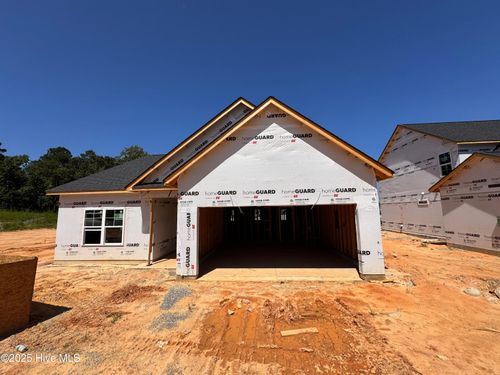 32-280 Rough Ridge Trl, Aberdeen, NC, 28315-6605 | Card Image