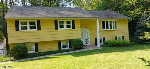 82 Radtke Rd, Randolph, NJ, 07869-3815 | Card Image