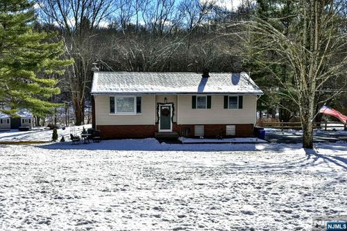 76 County Road 521, Newton, NJ, 07860-6450 | Card Image