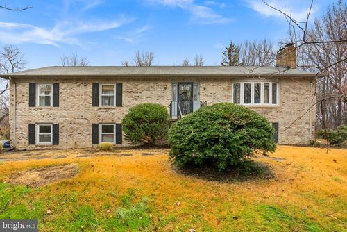 13100 Croom Rd, Upper Marlboro, MD, 20772-8130 | Card Image