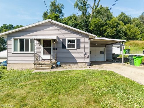 260 Hazelwood Avenue, Barberton, OH, 44203 | Card Image