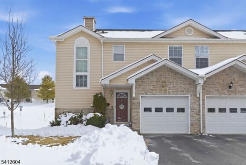 1 Brookview Ln, Hamburg, NJ, 07419-1372 | Card Image