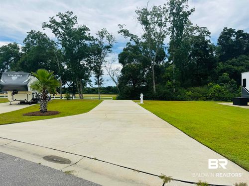 12451 Gateway Dr, Elberta, AL, 36530-4427 | Card Image