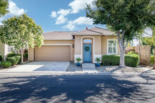 3734 W Persimmon Ln, Fresno, CA, 93711-5932 | Card Image