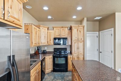 4 - 490 N 2450 W, Townhouse with 3 bedrooms, 2 bathrooms and 8 parking in Tremonton UT | Image 3