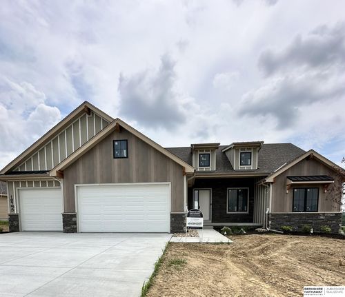 10955 S 102nd St, Papillion, NE, 68046-7064 | Card Image