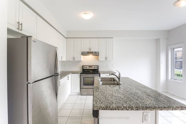 1527 Angus St, House other with 3 bedrooms, 3 bathrooms and 4 parking in Innisfil ON | Image 16