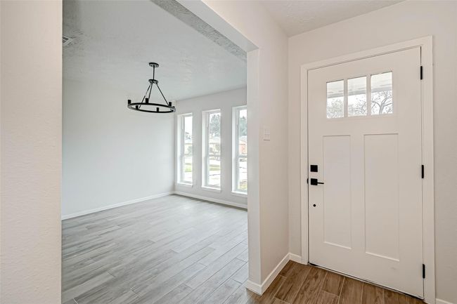 2330 Grind Stone Ln, House other with 3 bedrooms, 2 bathrooms and 2 parking in Sugar Land TX | Image 11