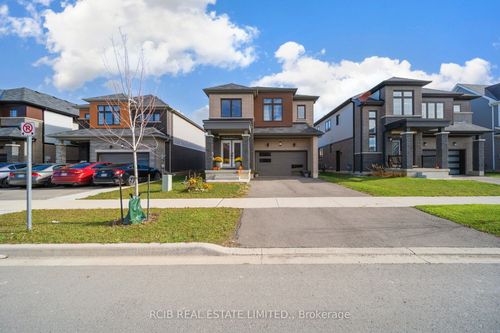 522 Barker Pky, Thorold, ON, L2V0K2 | Card Image