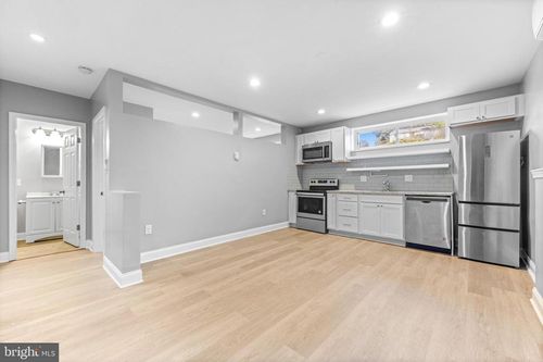 apt-b-5300 East Dr, Arbutus, MD, 21227-2684 | Card Image