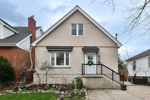 23 Searle Street, Hamilton, ON, L9A2V6 | Card Image