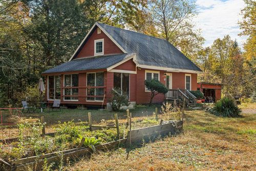 57 Batchelder Ln, Strafford, NH, 03884-6604 | Card Image