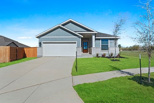 111 Falling Star Cir, San Marcos, TX, 78666-5556 | Card Image