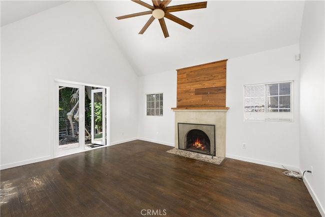 1944 Chariton St, House other with 3 bedrooms, 2 bathrooms and 2 parking in Los Angeles CA | Image 12