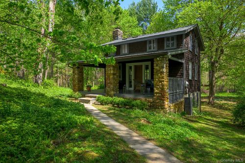 180 Collins Street, Hillsdale, NY, 12529 | Card Image