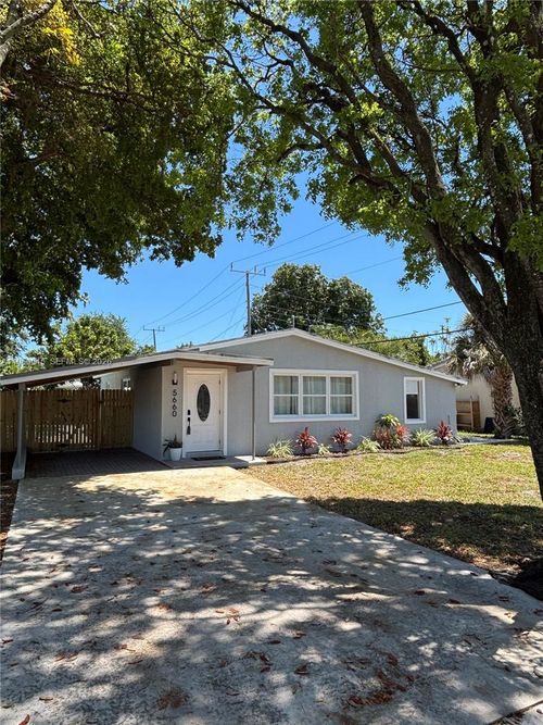 5660 Ne 5th Ave, Oakland Park, FL, 33334-1747 | Card Image