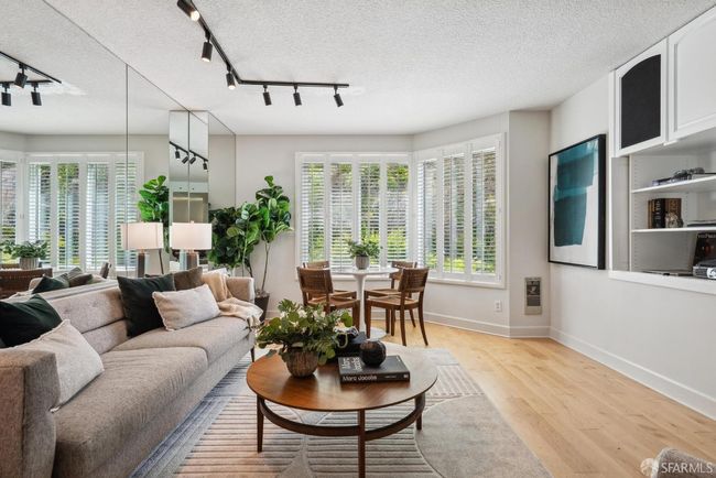 UNIT-302 - 111 Chestnut St, Condo with 2 bedrooms, 2 bathrooms and 1 parking in San Francisco CA | Image 7