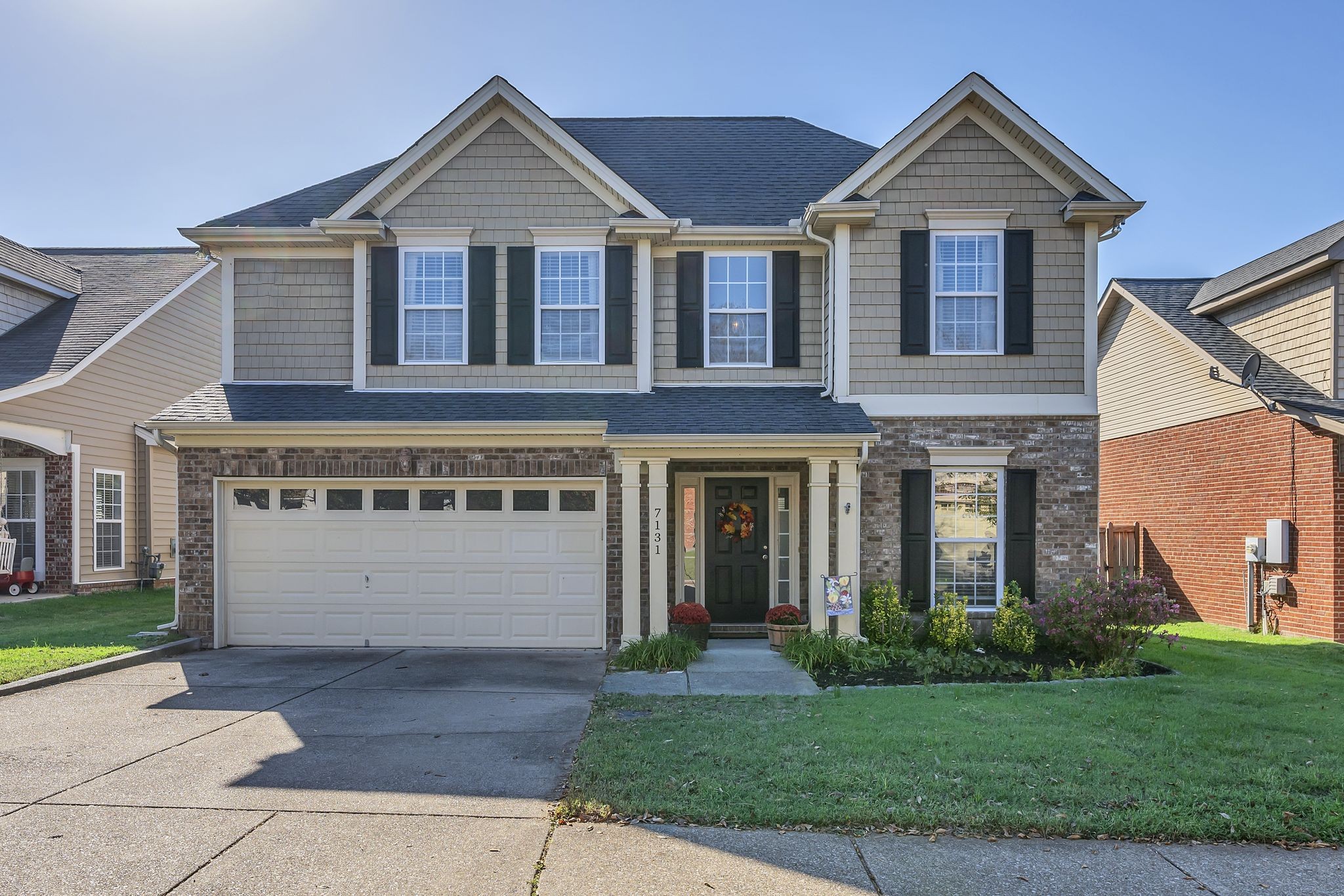 Riverfront Dr, Nashville, TN 37221