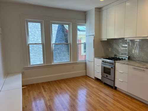 3-1657 Cambridge St, Cambridge, MA, 02138-4472 | Card Image