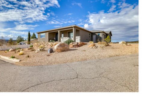 217 W Terrace Cir, Toquerville, UT, 84774-5111 | Card Image